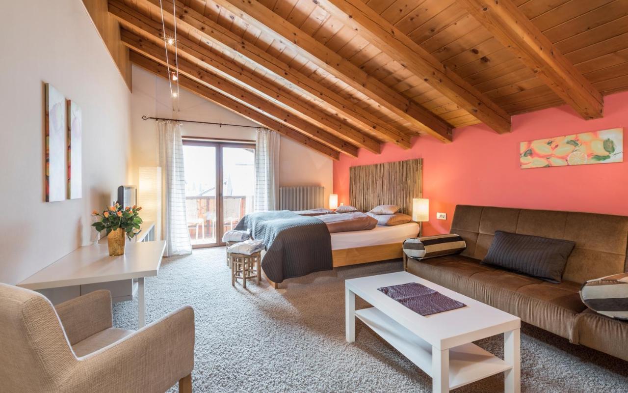 Hotel Bamboo Haupthaus 콜드라노 외부 사진