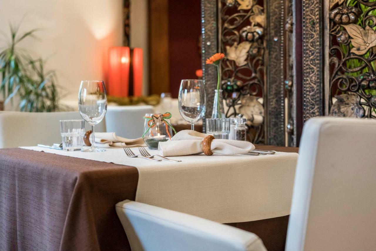 Hotel Bamboo Haupthaus 콜드라노 외부 사진