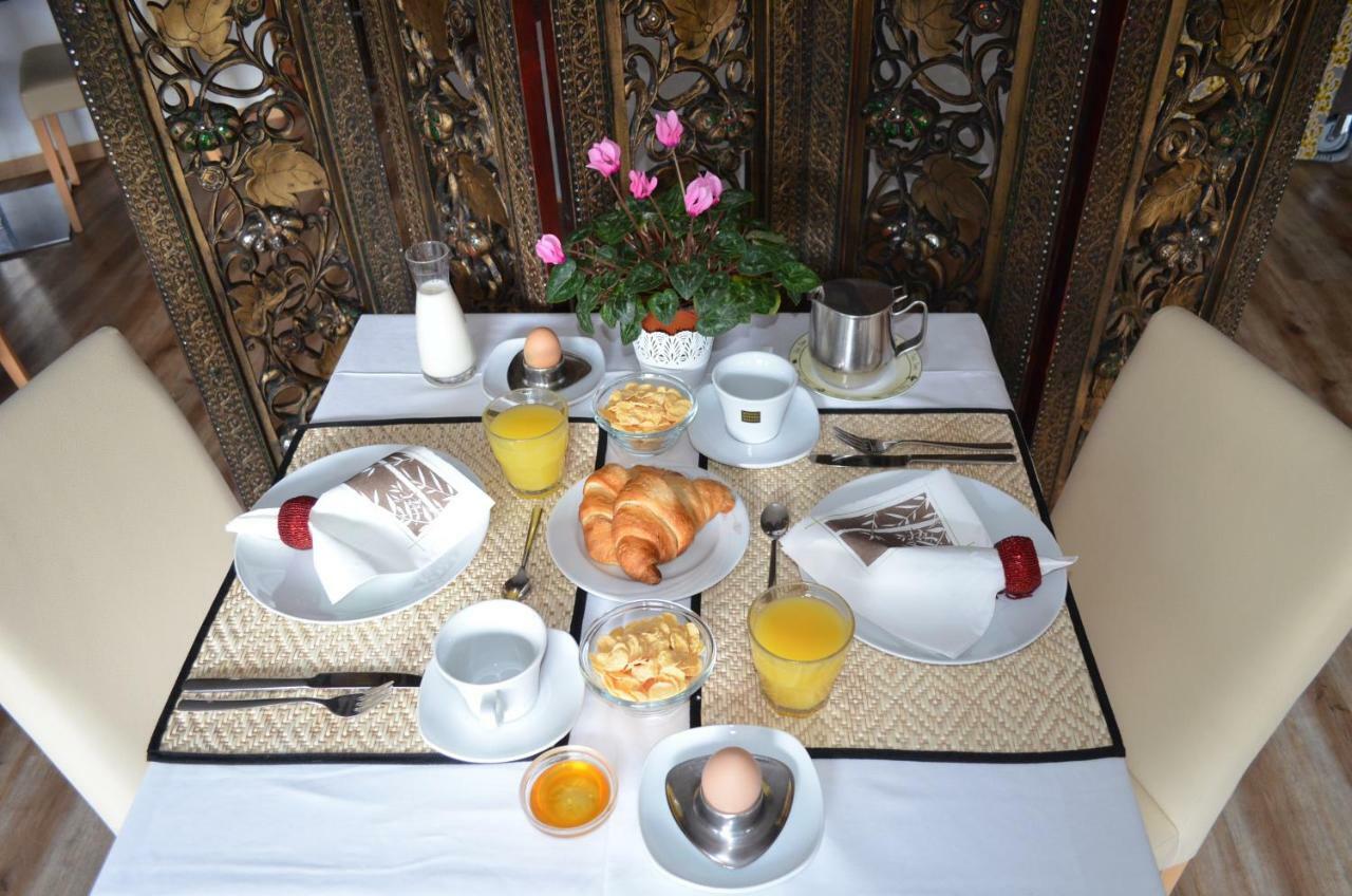 Hotel Bamboo Haupthaus 콜드라노 외부 사진
